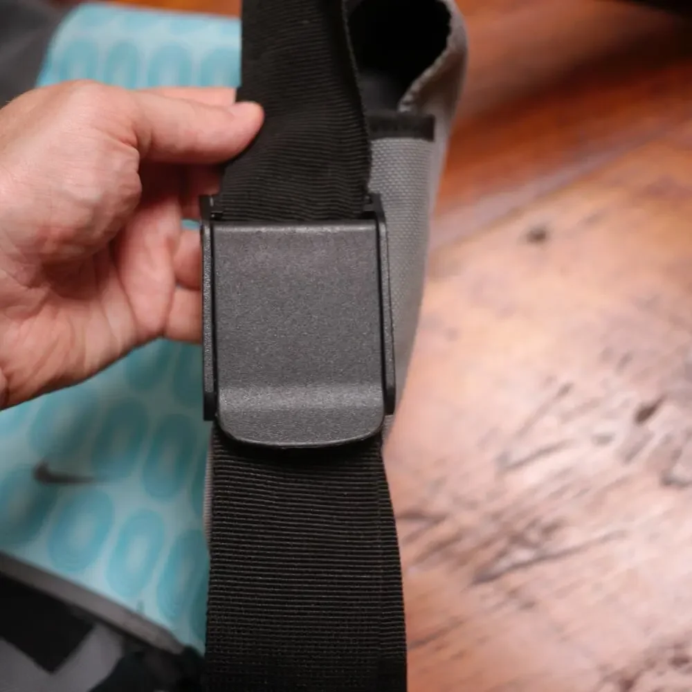 NIKE Gray Blue Black Geometric Nylon Bicycle Messenger Laptop Shoulder Bag 16x13